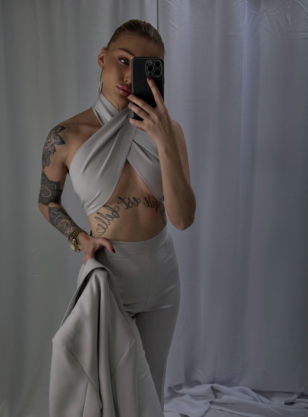 Luxusný kostým GREY By Harag edition 2